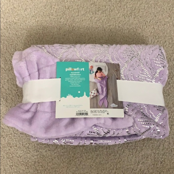 pillowfort mermaid tail blanket